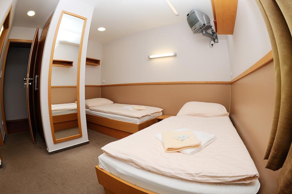 Hotel Prosperita Brünn Zimmer foto